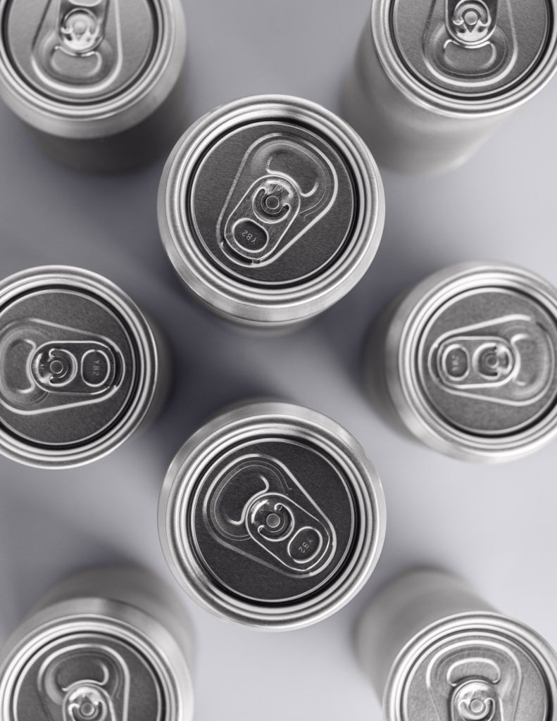 KeizerInternational-Cans-401.8×520.44-MedRes-4